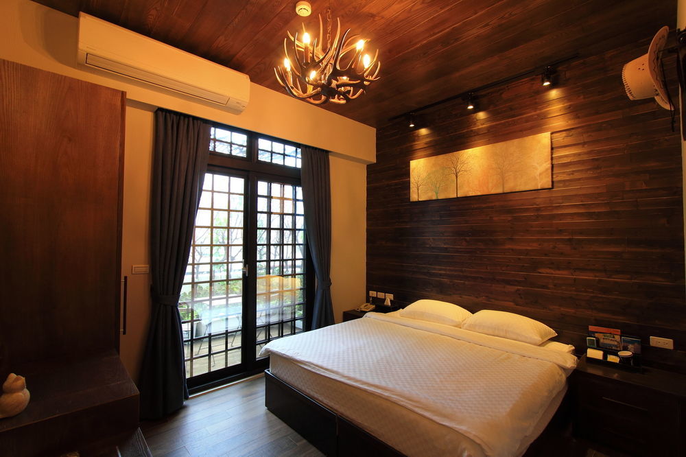 ลูน่า เฮาส์ Hotel เกาสง ภายนอก รูปภาพ