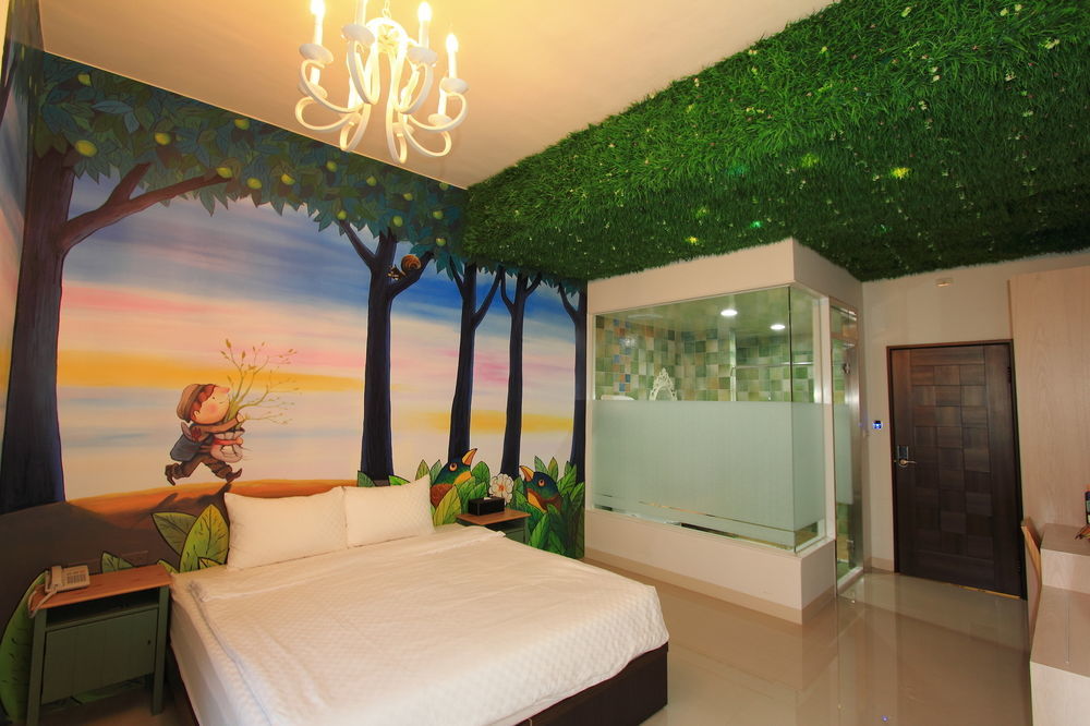 ลูน่า เฮาส์ Hotel เกาสง ภายนอก รูปภาพ