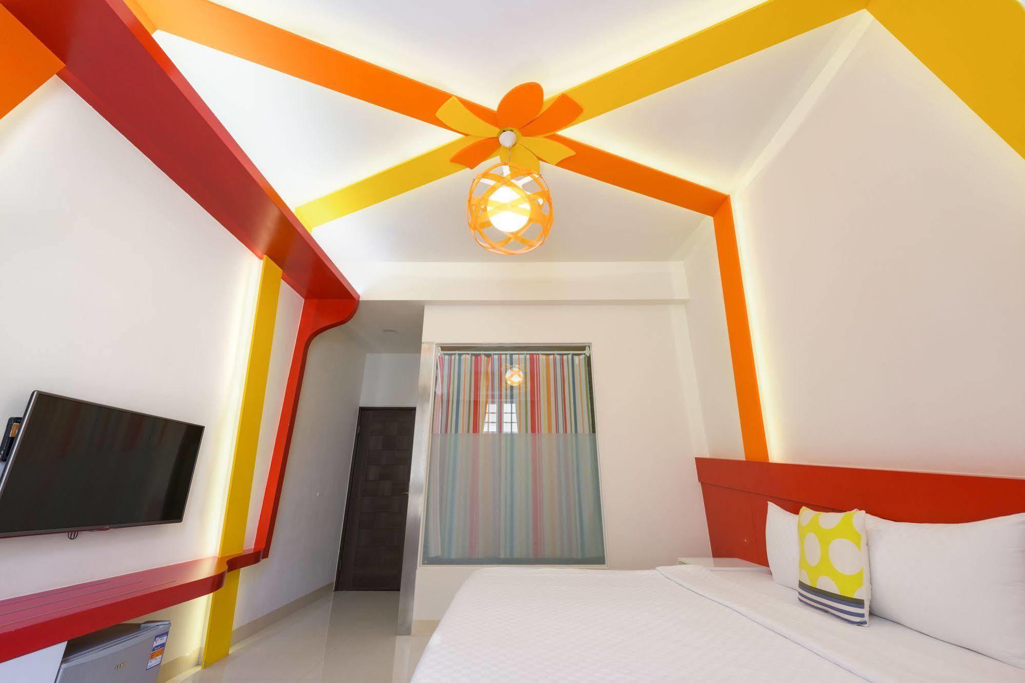 ลูน่า เฮาส์ Hotel เกาสง ภายนอก รูปภาพ