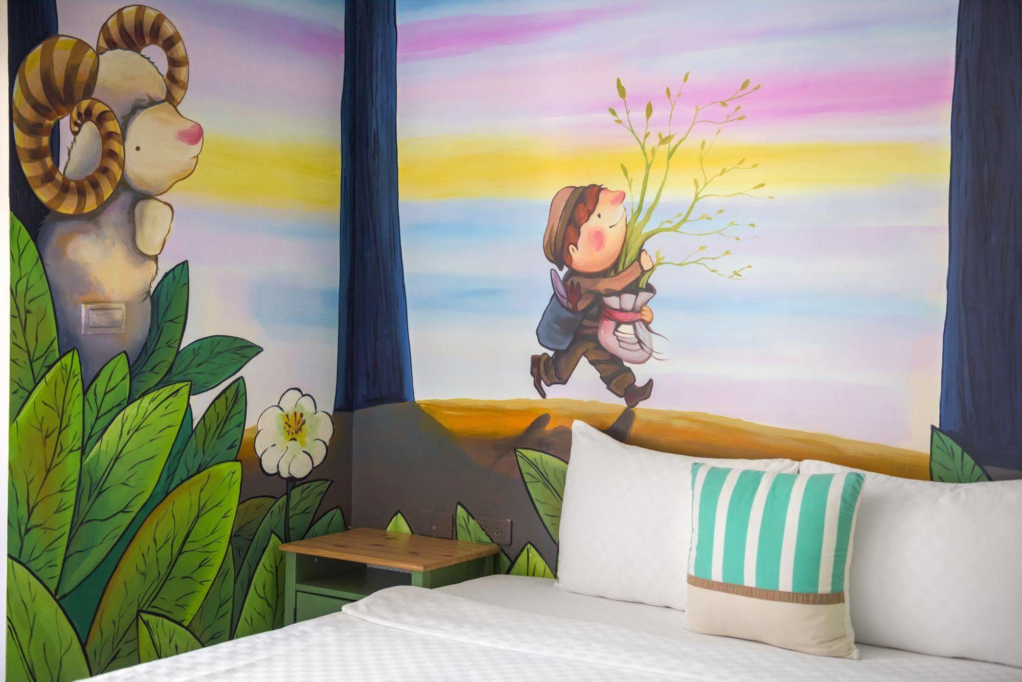 ลูน่า เฮาส์ Hotel เกาสง ภายนอก รูปภาพ